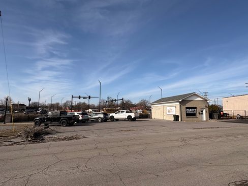 Used 2019 Chevrolet Silverado 1500 High Country w/ Safety Package II image 22