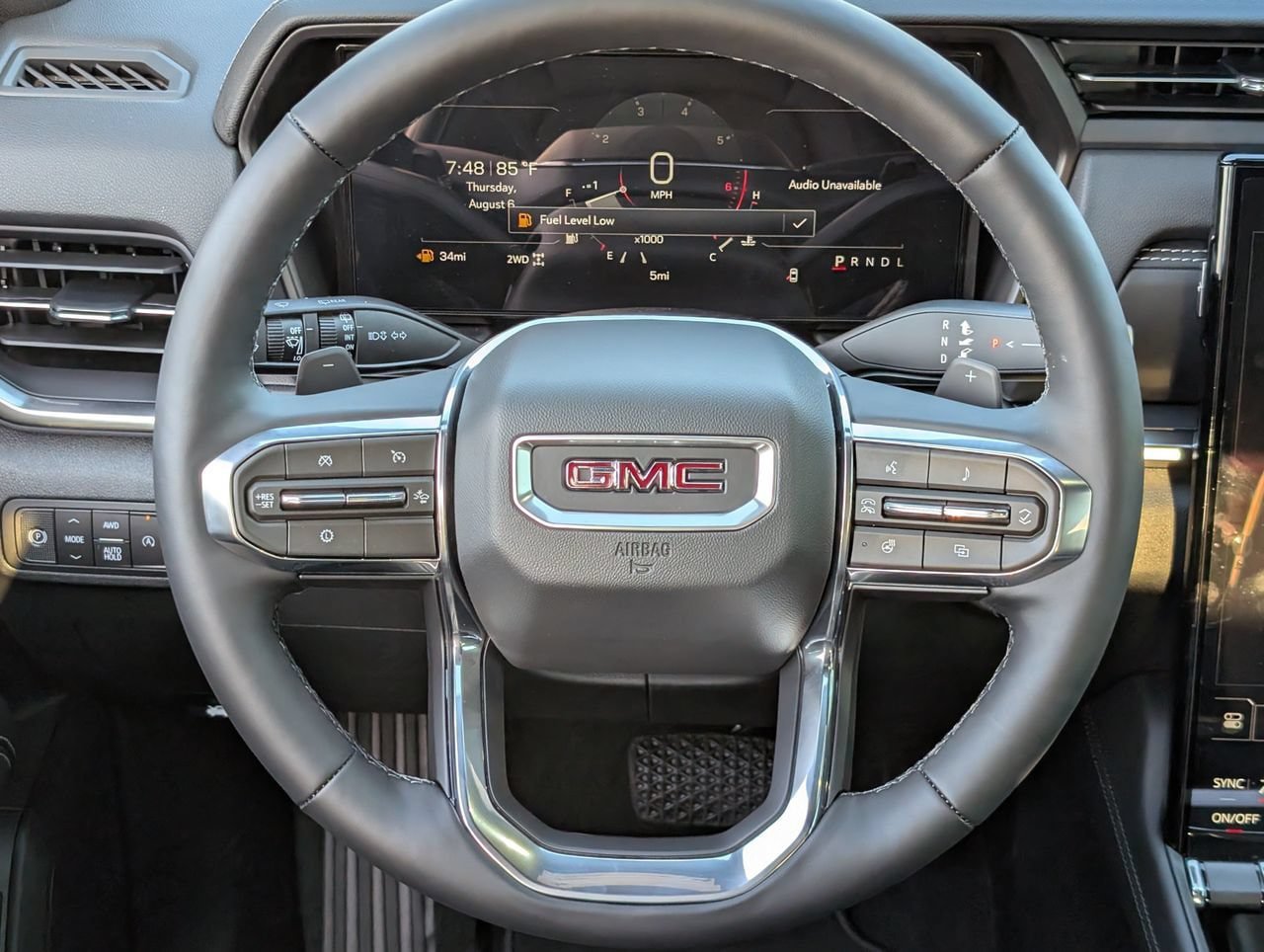 New 2027 GMC Terrain Elevation w/ Elevation Premium Package AWD/4WD image 10