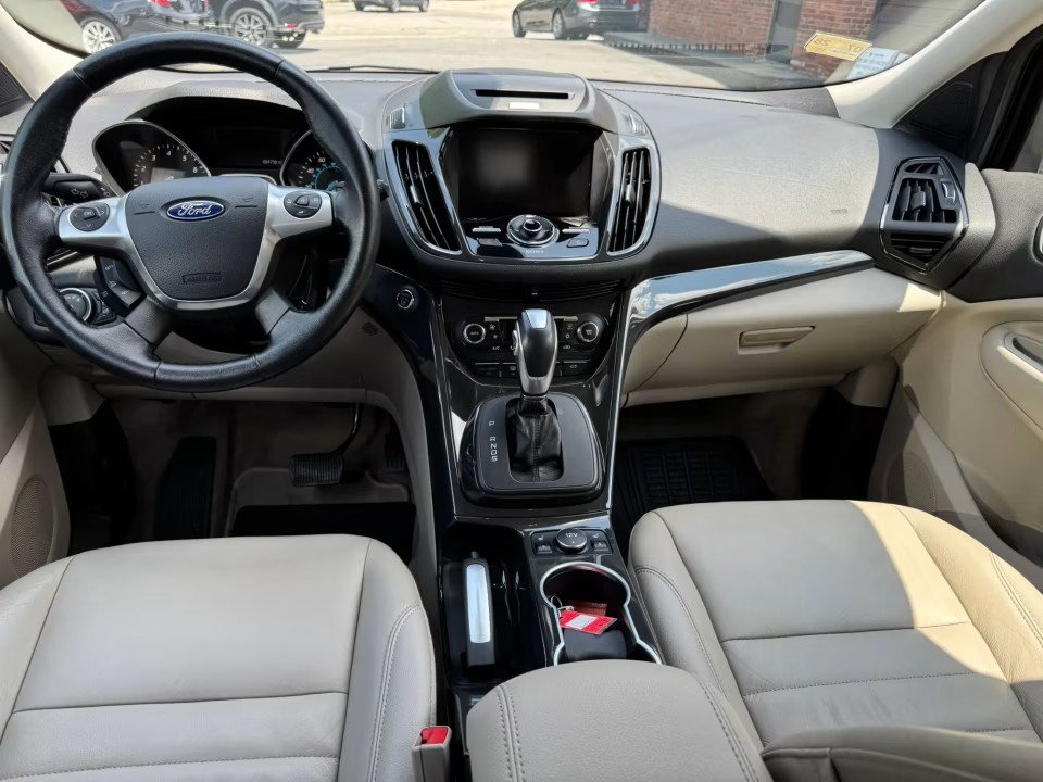 Used 2015 Ford Escape Titanium AWD/4WD image 33