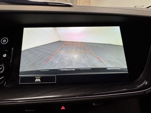 Used 2023 Buick Envision Preferred w/ Sport Touring Package image 28