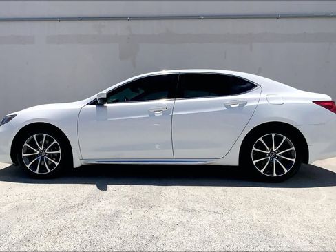 Used 2018 Acura TLX V6 SH-AWD w/ Technology Pkg image 3
