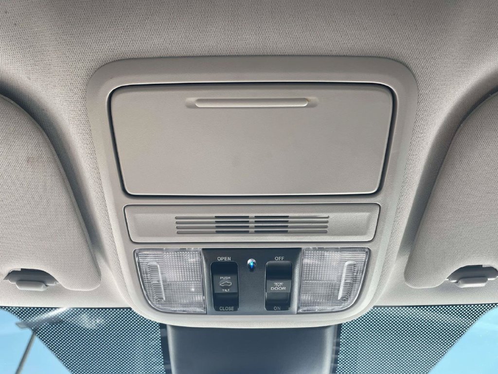 Used 2025 Honda Odyssey Touring image 28
