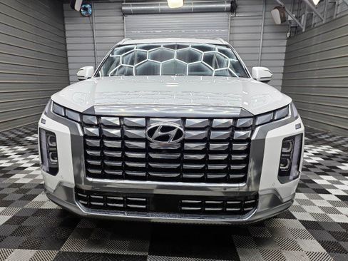 Used 2024 Hyundai Palisade Calligraphy FWD image 4