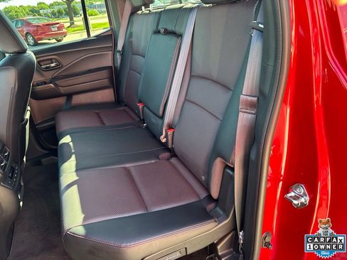 Used 2025 Honda Ridgeline Black Edition image 37