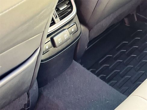 Used 2022 Subaru Legacy Limited w/ Popular Package #3 image 27