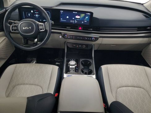 Used 2025 Kia Carnival SX w/ SX Dark Edition Package FWD image 14