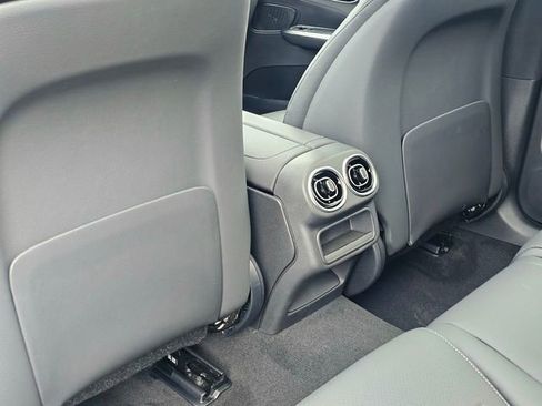 New 2026 Mercedes-Benz GLC 300 4MATIC image 23