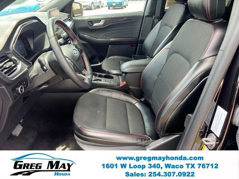 Used 2025 Ford Escape ST-Line Select AWD/4WD image 22