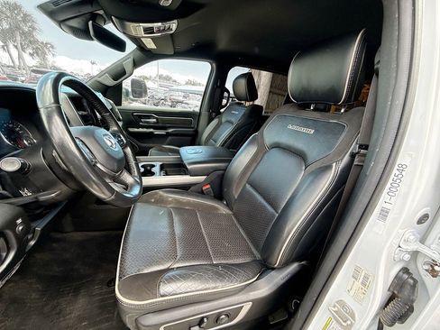 Used 2024 RAM 1500 Laramie AWD/4WD image 23