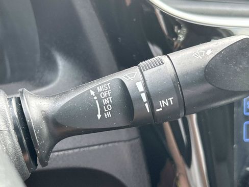 Used 2018 Toyota Corolla LE FWD image 24