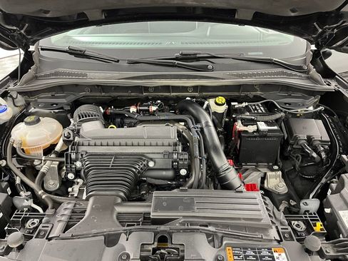 Used 2024 Ford Escape Platinum image 21