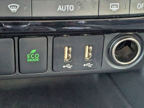 Used 2024 Mitsubishi Eclipse Cross Black Edition image 19