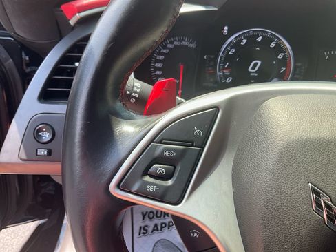 Used 2018 Chevrolet Corvette Z06 RWD image 15