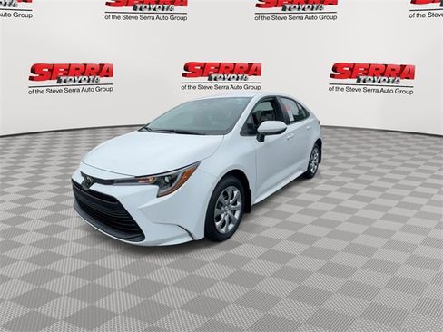 New 2025 Toyota Corolla LE image 5