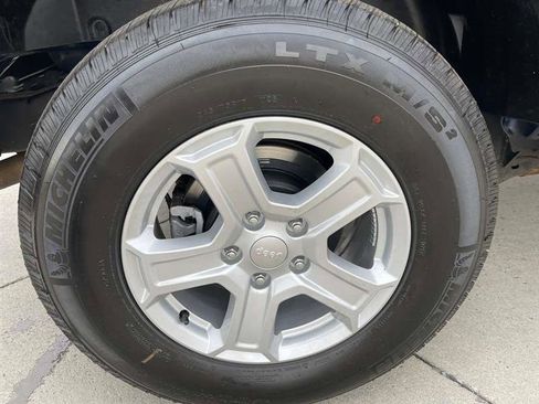 Used 2013 Jeep Wrangler Sport w/ Connectivity Group image 30