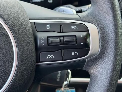 Used 2023 Kia Sportage LX AWD/4WD image 19