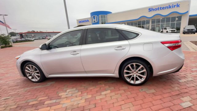 Used 2014 Toyota Avalon XLE Touring FWD image 7