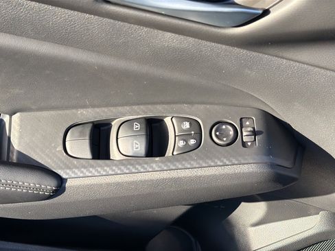 New 2025 Nissan Altima 2.5 SV image 16