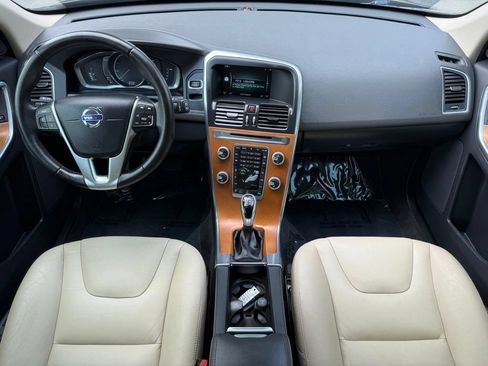 Used 2017 Volvo XC60 T5 Inscription w/ Preferred Option Package FWD image 22