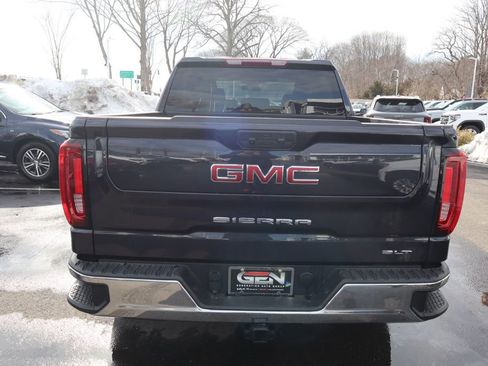 Used 2025 GMC Sierra 1500 SLT AWD/4WD image 4