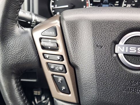 Used 2024 Nissan Titan SV w/ SV Bronze Edition Package image 18