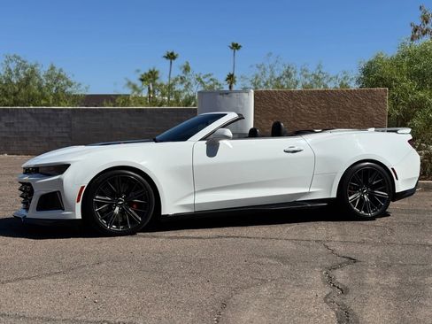 Used 2018 Chevrolet Camaro ZL1 image 8