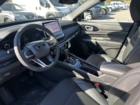 New 2026 Jeep Compass Limited w/ Sun, Sound & Navigation Group AWD/4WD image 10