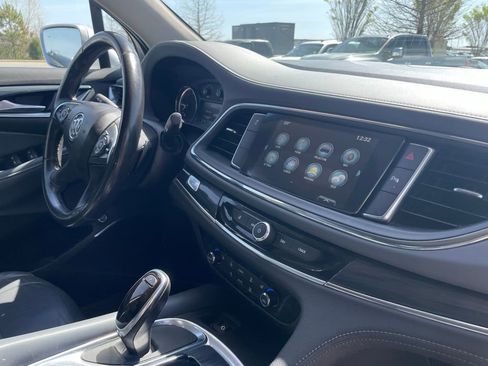 Used 2018 Buick Enclave Essence w/ LPO, Hit The Road Package image 32