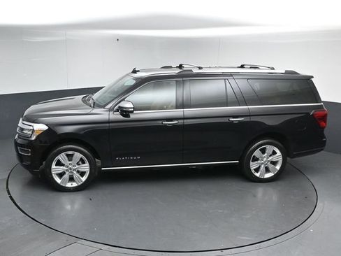 Certified 2024 Ford Expedition Max Platinum image 43