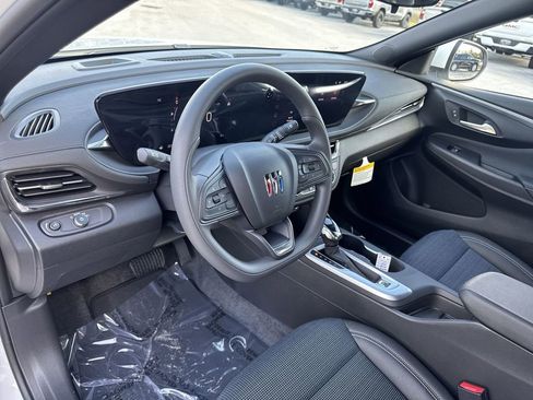 New 2026 Buick Envista Preferred w/ Advanced Safety Package image 17