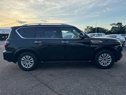 Used 2024 Nissan Armada SV AWD/4WD image 4