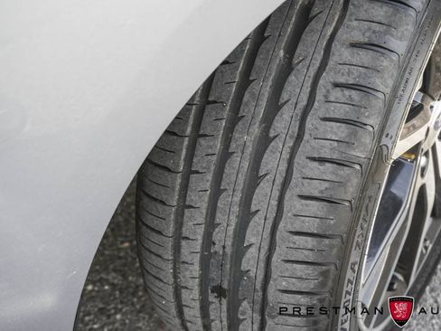 Used 2019 Subaru Impreza 2.0i Limited w/ Popular Package #2 image 11