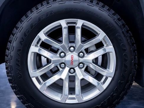 Used 2019 GMC Sierra 1500 SLT w/ SLT Premium Plus Package image 10