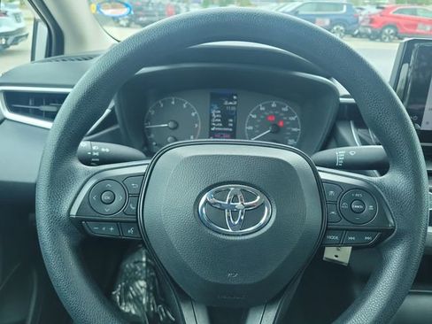 Used 2024 Toyota Corolla LE image 23