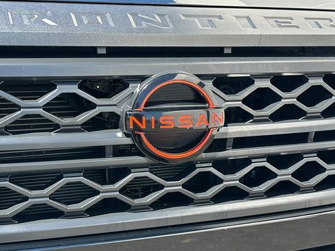 Used 2022 Nissan Frontier PRO-4X w/ Off-Road Protection Package AWD/4WD image 42