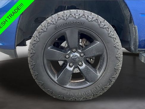 Used 2017 RAM 1500 Express RWD image 30