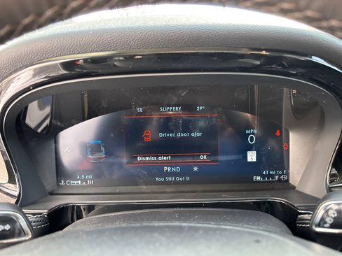 New 2026 Lincoln Corsair Reserve w/ Jet Appearance Package AWD/4WD image 15