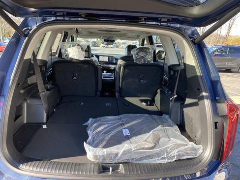 New 2025 Kia Telluride S image 5