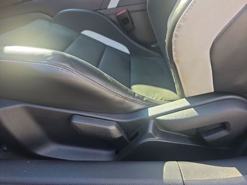 Used 2022 Ford Mustang Shelby GT500 w/ Technology Package image 24