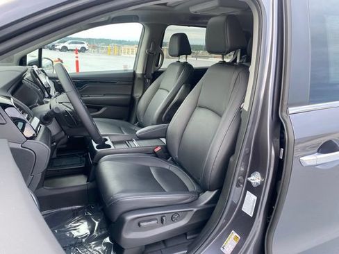 Certified 2023 Honda Odyssey Touring image 24