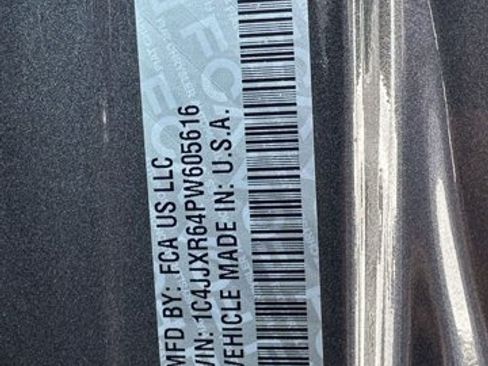 Used 2023 Jeep Wrangler Unlimited Rubicon 4xe w/ Steel Bumper Group AWD/4WD image 35