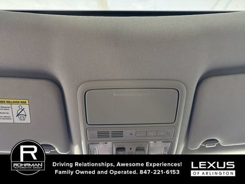Used 2016 Honda Pilot Touring image 10
