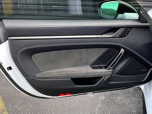 Used 2025 Porsche 911 GT3 image 25