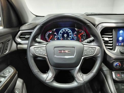 Certified 2022 GMC Acadia AT4 w/ Technology Package AWD/4WD image 8