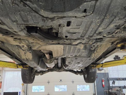 Used 2012 Honda CR-V EX-L image 40
