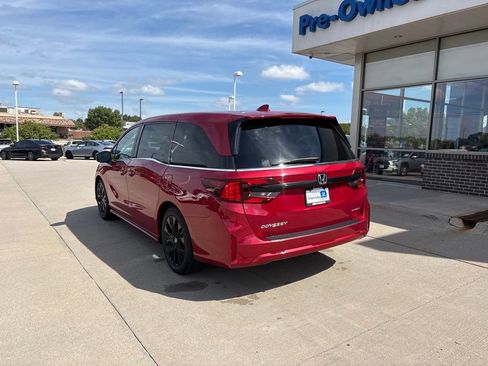 Used 2025 Honda Odyssey Sport-L image 7
