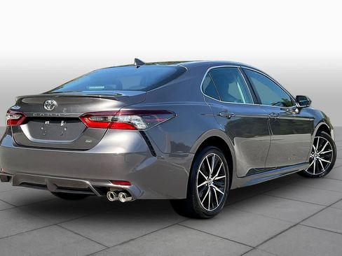 Used 2023 Toyota Camry SE FWD image 13