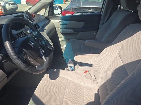 Used 2012 Honda Odyssey EX image 9