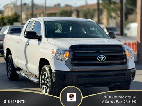 Used 2014 Toyota Tundra SR image 42