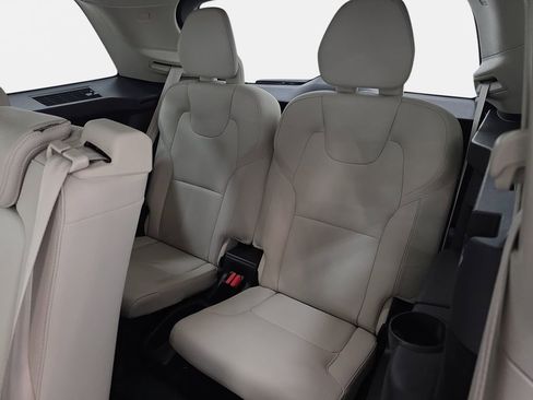 Used 2023 Volvo XC90 B6 Plus w/ Protection Package AWD/4WD image 37
